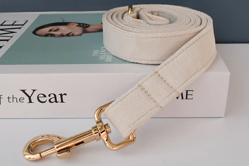 Dog's Elegant Bow Collar and Leash Set